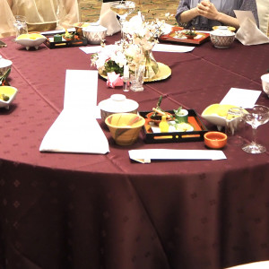 テーブルに並べられた料理|680904さんの大和屋本店の写真(1947608)