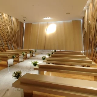 広々とした挙式場