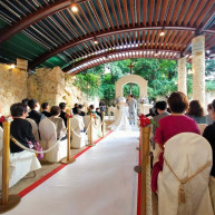 挙式会場の全体の雰囲気