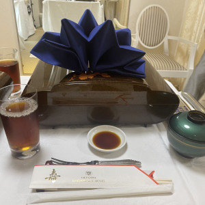 挙式後、披露宴までの間は料理を堪能|680989さんの沖縄ハーバービューホテルの写真(1948419)