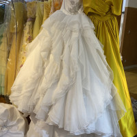 神田うのプロデュースのドレス