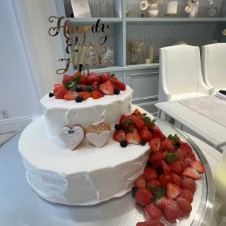 ウェディングケーキ