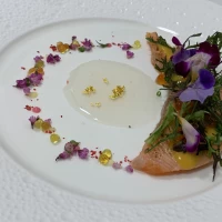 試食で食べたお魚料理です。
