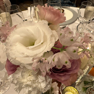 イメージを伝えて話あってできたテーブル装花
