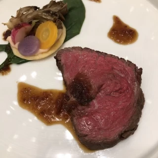 肉料理は柔らかかったです。
