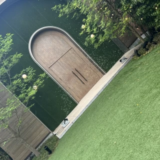 フラワーシャワーのエリア
