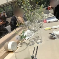 ゲストテーブル