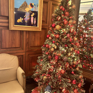 12月のためクリスマスツリーが飾られていました。|682513さんのホテル ラ・スイート神戸ハーバーランドの写真(1990846)