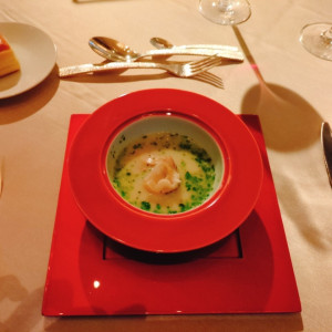 地蛤のクリーミーなスープ、何杯でも飲める|682567さんの東京ステーションホテルの写真(1961759)