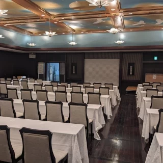 披露宴会場ですがセミナー会場として使用されていました