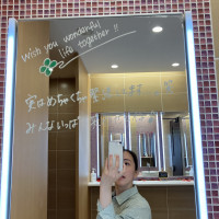 トイレの鏡にサプライズメッセージ