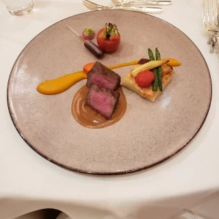 試食として出していただいた料理の一品。ハーフコースを試食。