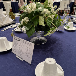 披露宴会場の様子です。テーブル上の花材です。|683554さんのヴィラ・グランディス ウエディングリゾート 金沢の写真(1970693)