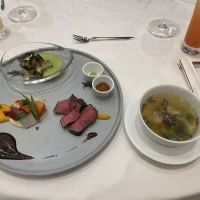 一つ一つにこだわりを感じ、
すごく美味しかったです。