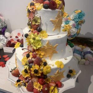 ウェディングケーキです
相談しながら決めました|683694さんのOCEAN&RESORT MARIZON(オーシャン＆リゾート マリゾン)の写真(2257288)