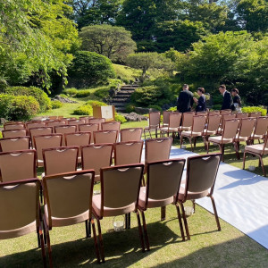 ガーデン挙式の様子|684125さんの国際文化会館（International House of Japan）の写真(2149011)