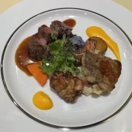 コース料理を試食しました。