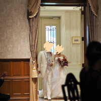 披露宴の入場です