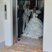 ゲストと同じでエレベーター移動です