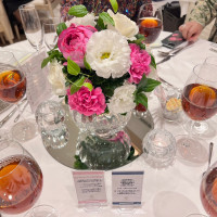 披露宴会場のテーブルお花。パンプキン。