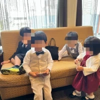 親族控え室は広々としており子供達もゆったりしていました