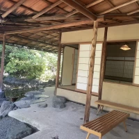 会場内の庭
