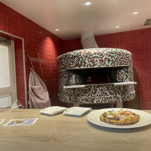 披露宴会場にオープンキッチンがあり
そこにピザ釜が！|685415さんのHORIZON BLEU（オリゾンブルー）●BRASSグループの写真(1985222)