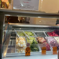 ピーマン通りにあるジェラート屋さんです