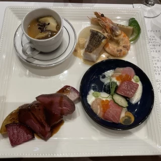 試食でお料理4品いただけました。どれも美味しかったです。