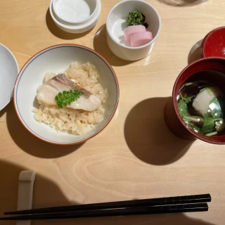 鯛飯とおすまし