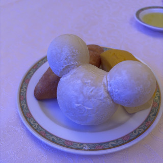 ミッキーの形のパン