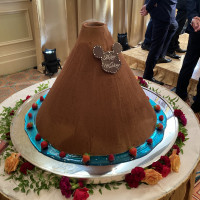 ウエディングケーキです。
