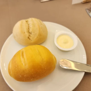 パンが美味しかったです。