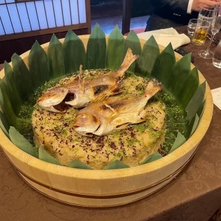 鯛めし入刀用の鯛めしです。