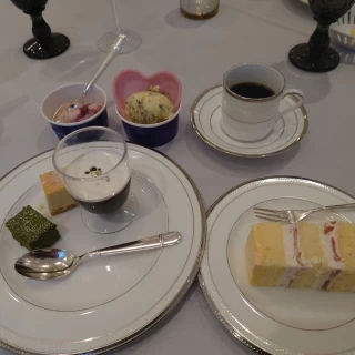スイーツビュッフェ