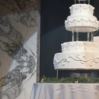 ウェディングケーキ