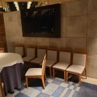 ライブキッチンとスクリーン