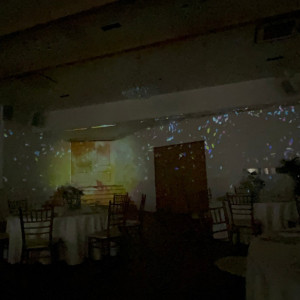 ジュラーレという披露宴会場のプロジェクターマッピングの様子|686481さんのリバースイート京都鴨川迎賓館の写真(1995600)