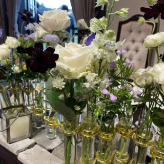 新郎新婦前のコーディネートです。