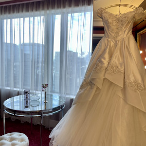 着用前のドレスです。|686650さんのホテル阪急インターナショナルの写真(1997137)
