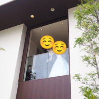挙式後、ここからブーケトスをしました