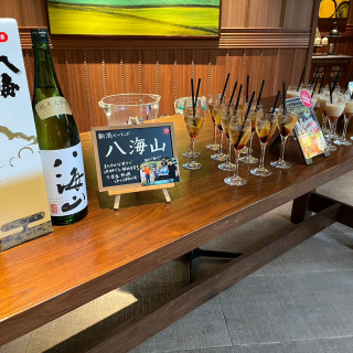 ウェルカムパーティー
持ち込みの日本酒を提供