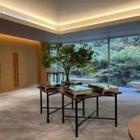 披露宴会場前のロビーです。