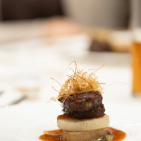 メインのお肉料理。シェフと相談して自分たち好みの味付けに