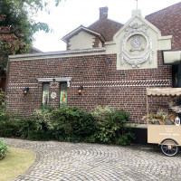 ひとつの街のような外観