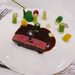 フェアの肉料理