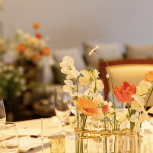 テーブル装花|687167さんのTHE SEASONS LANDMARK KOBE KITANO　ザシーズンズランドマーク神戸北野の写真(2045979)