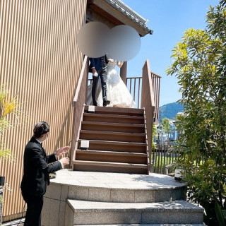 晴れの日のブーケトス場所です