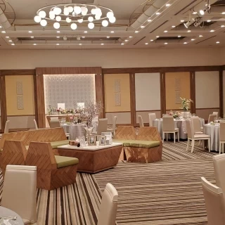 あたたかみのある披露宴会場