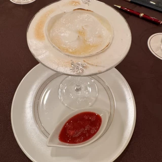 ブランデーが効いていて、甘すぎず美味しく完食しました。